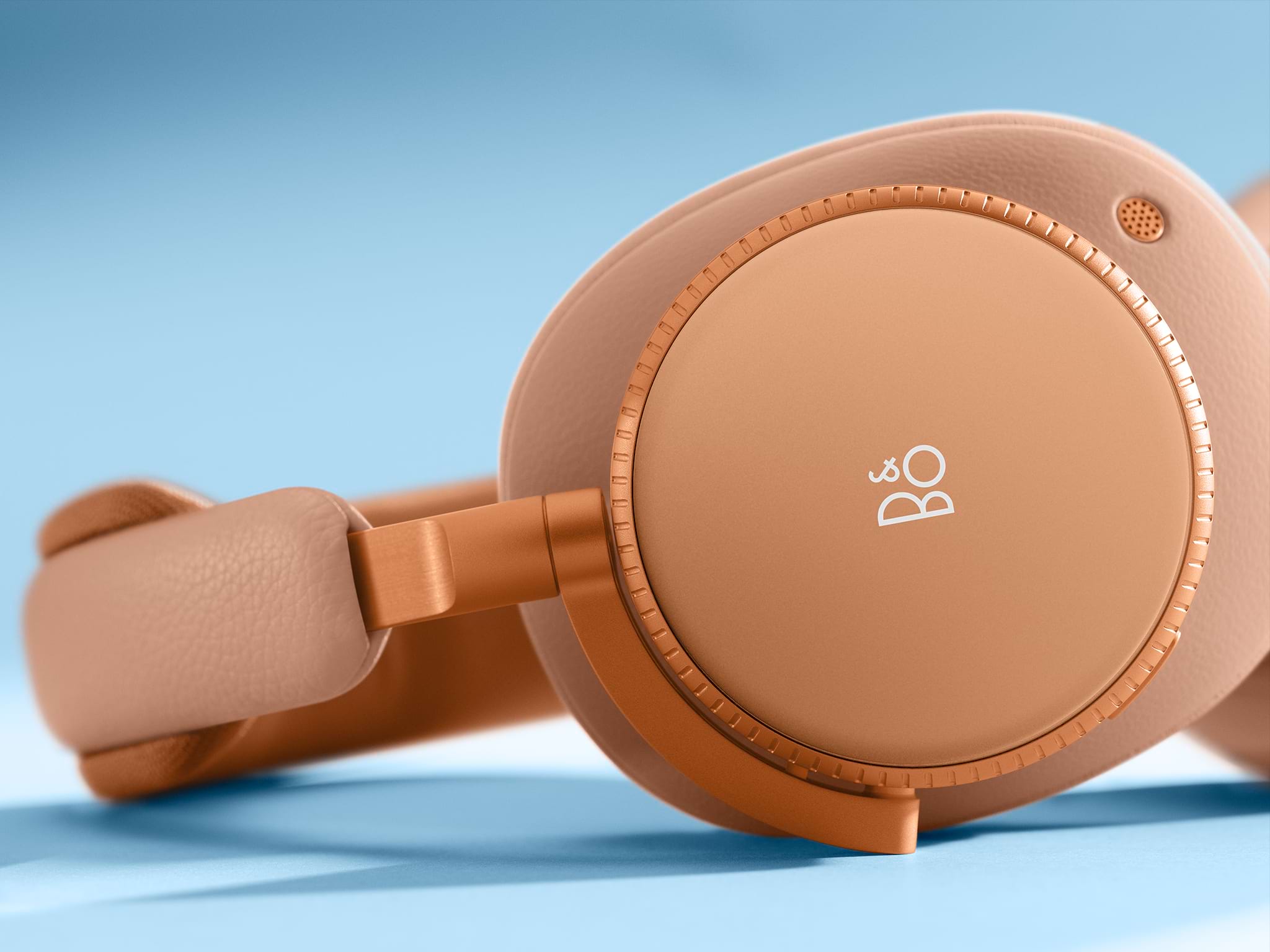 Beoplay H100 | Sunset Apricot